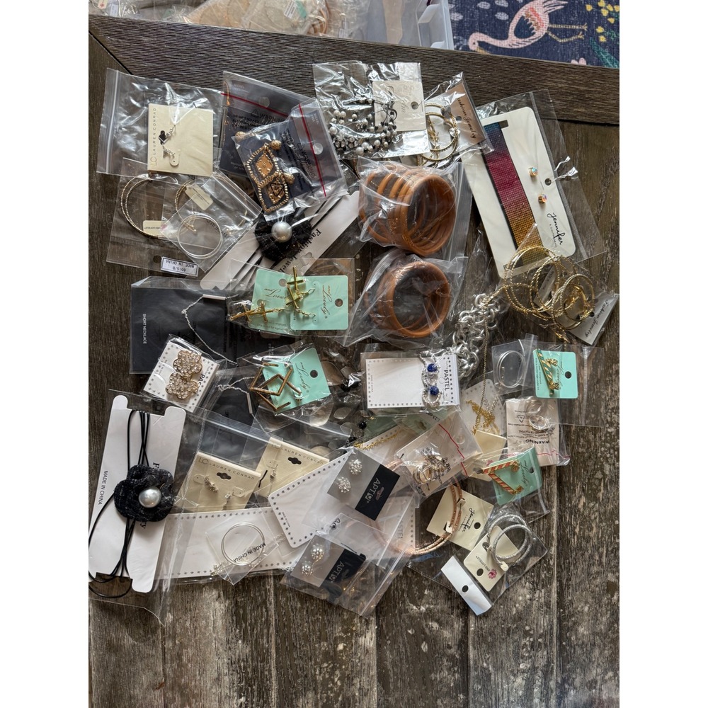 Wholesale Jewelry Lot 50+ Pcs New Modern Brands Lauren Conrad Apt 9 A New Day